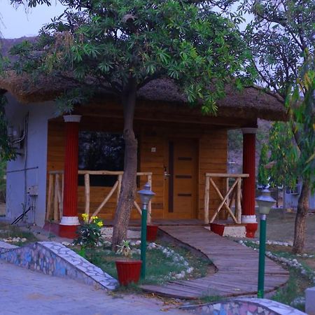 Manohar Villas Нимрана Экстерьер фото